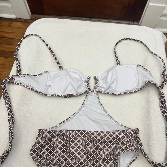 Cupshe x JoJo Jagger U-Ring Tie Back Monokini Swimsuit Size XS NWT - Picture 15 of 16